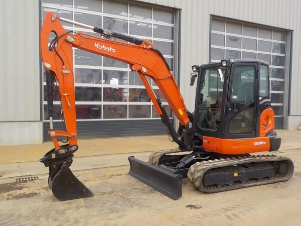 Mini-pelle KUBOTA KX057-4 Occasion