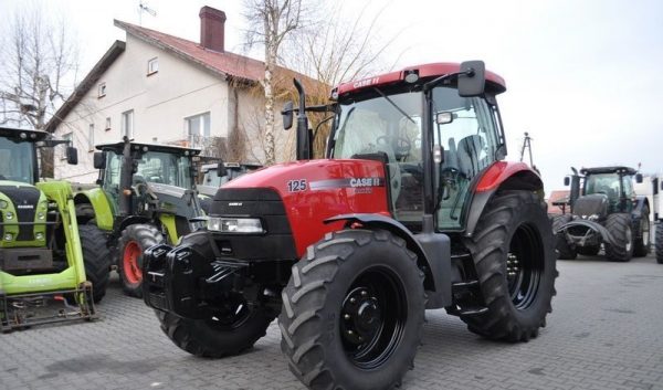 Tracteur à roues Case IH MXU 125 MAXXUM