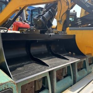 Godet de Curage Inclinable M3