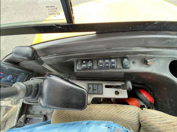 Mini Pelle VOLVO EC 27 C Occasion – Image 8