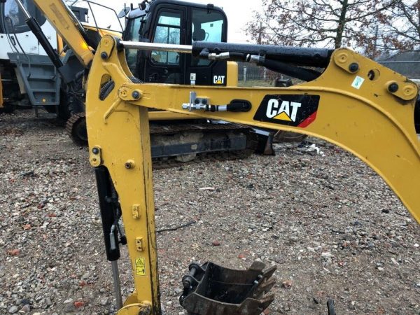 Mini-pelle CATERPILLAR 301.6 – Image 11