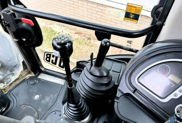 Tractopelle JCB 3 CX Occasion – Image 16