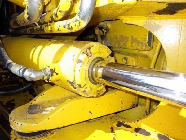 Tombereau Articulé Caterpillar 740 Occasion – Image 23