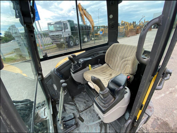Mini Pelle VOLVO EC 27 C Occasion – Image 7
