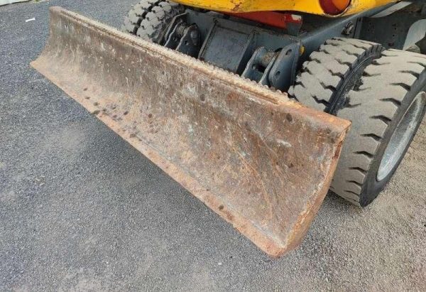 Pelle sur pneus Wacker Neuson 6503 WD – Image 20