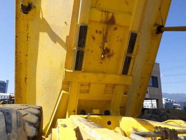 Tombereau Articulé Caterpillar 740 Occasion – Image 4