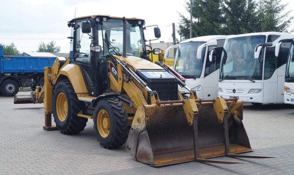 Tractopelle CATERPILLAR 427F2 – Image 13