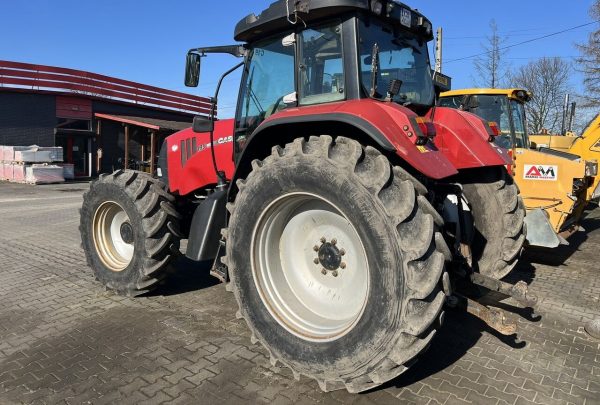 Tracteur à Roues Case IH CVX 195 – Image 4