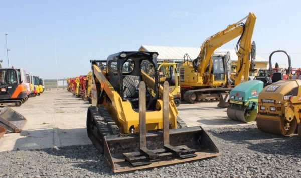 Mini-chargeuse sur chenilles CATERPILLAR 289D – Image 7