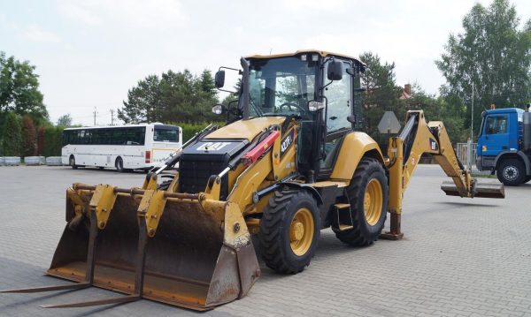 Tractopelle CATERPILLAR 427F2 – Image 11