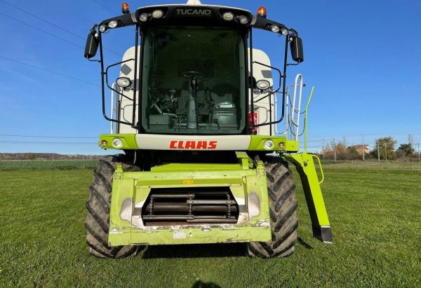 Moissonneuse-batteuse Claas TUCANO 560 Montana