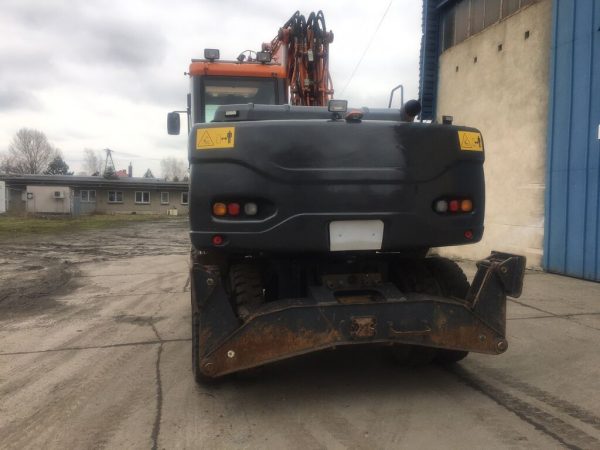 Pelle sur pneus DOOSAN DX140W Rototilt – Image 5