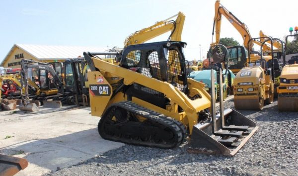 Mini-chargeuse sur chenilles CATERPILLAR 289D – Image 6
