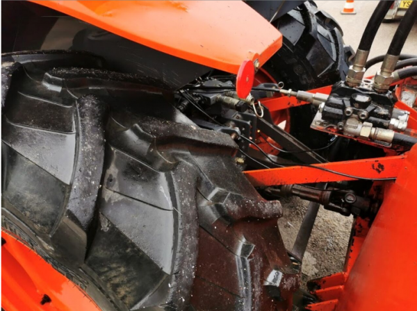 Tracteur Agricole Kubota ME 5700 – Image 16