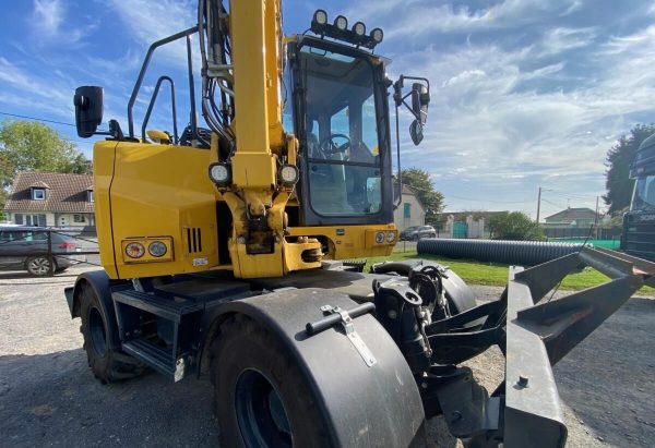 Pelle sur pneus Komatsu PW 118MR-11 – Image 7