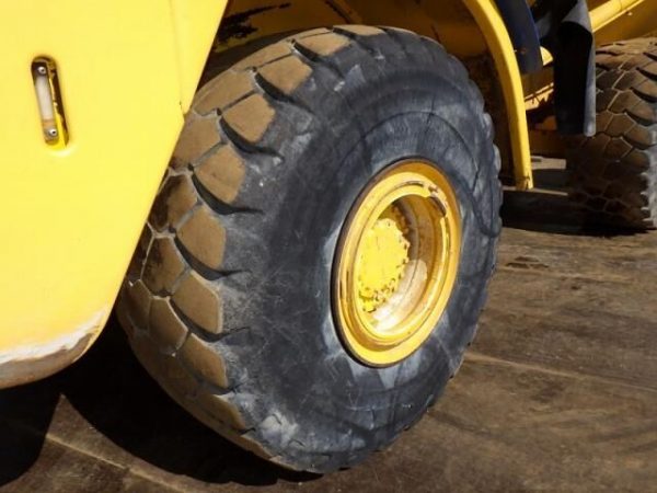 Tombereau Articulé Caterpillar 740 Occasion – Image 26
