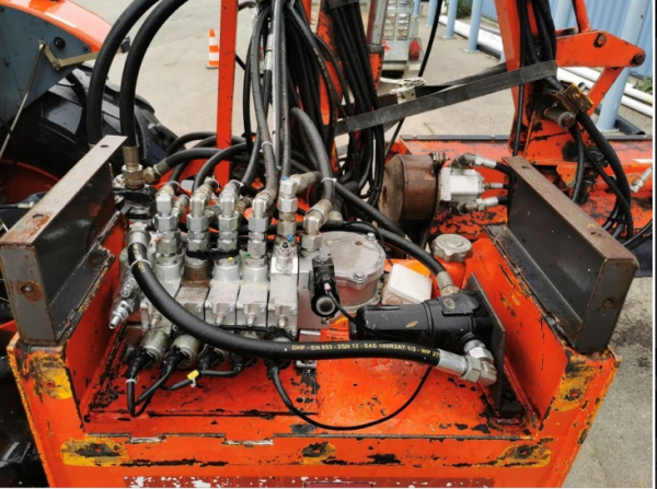 Tracteur Agricole Kubota ME 5700 – Image 15