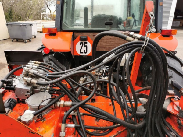 Tracteur Agricole Kubota ME 5700 – Image 14