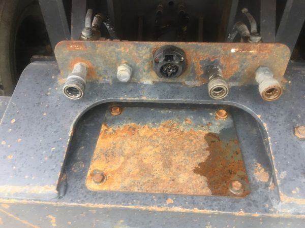 Pelle sur pneus DOOSAN DX140W Rototilt – Image 17