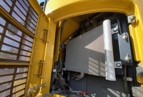 Pelle sur pneus Komatsu PW 118MR-11 – Image 11