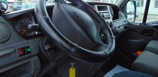 Camion Frigorifique IVECO DAILY 70C18 – Image 12