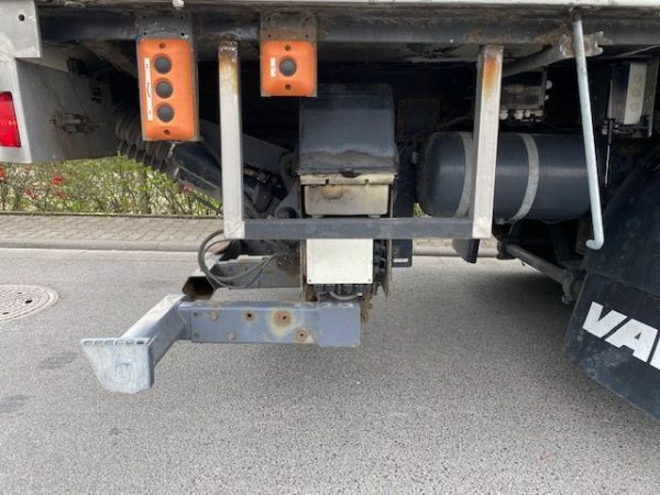 Camion Frigorifique MERCEDES-BENZ Actros 2551 – Image 19