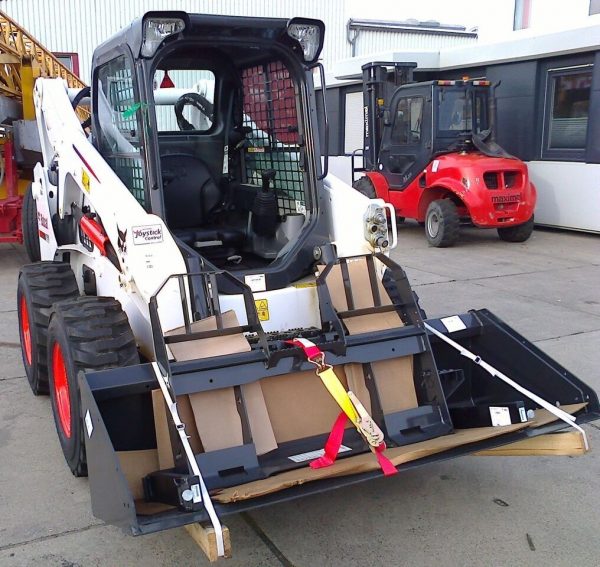 Mini-chargeuse BOBCAT S650 Occasion