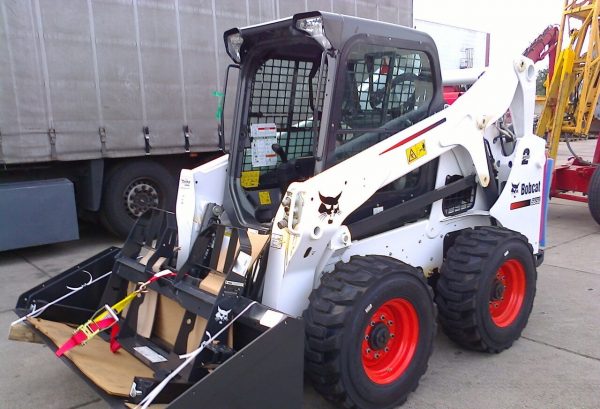 Mini-chargeuse BOBCAT S650 Occasion – Image 8