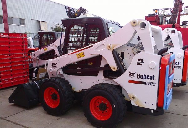 Mini-chargeuse BOBCAT S650 Occasion – Image 6