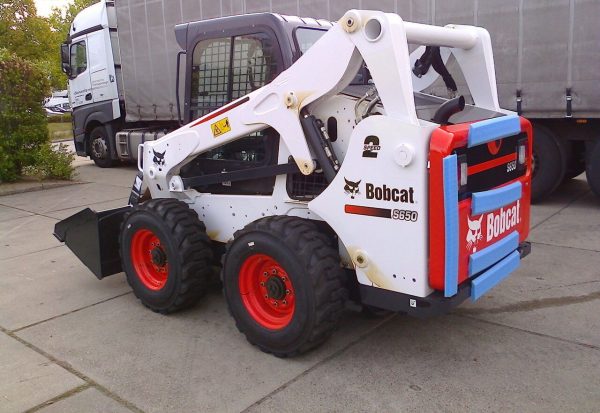 Mini-chargeuse BOBCAT S650 Occasion – Image 5