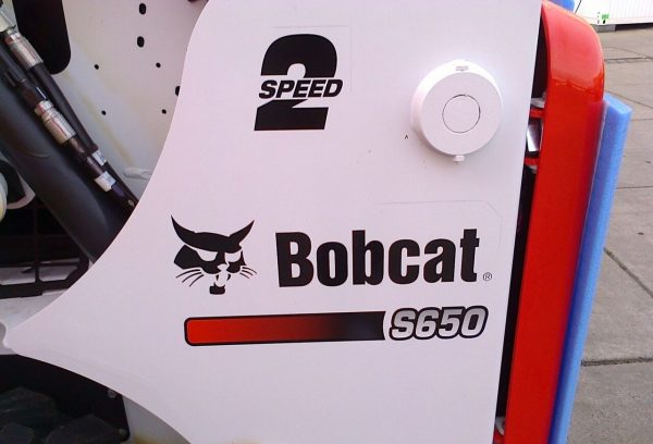 Mini-chargeuse BOBCAT S650 Occasion – Image 11