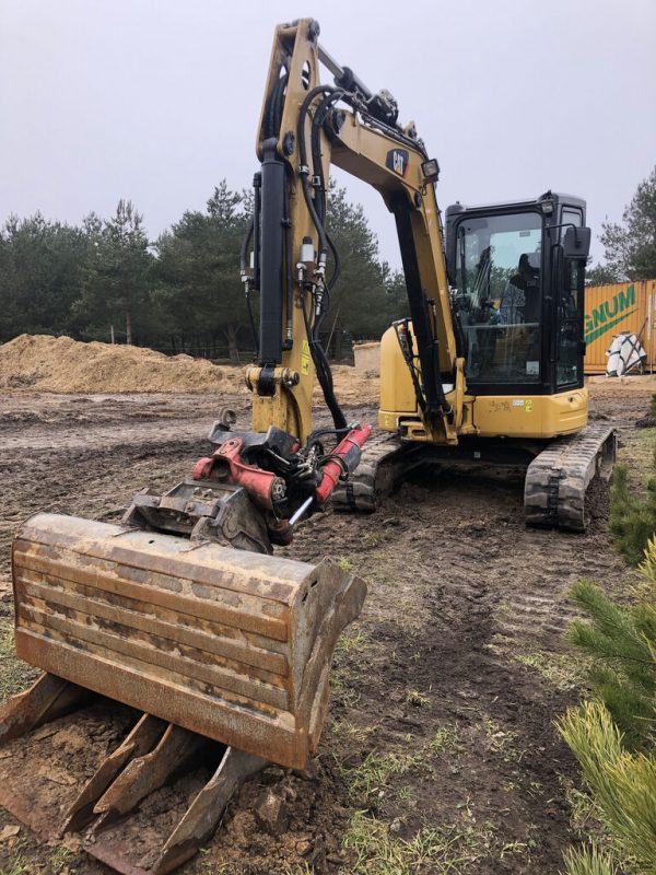 Mini-pelle CATERPILLAR 305E2 CR