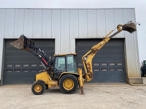 Tractopelle CATERPILLAR 432D Occasion – Image 3