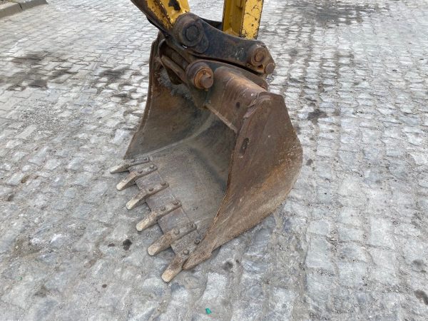 Tractopelle CATERPILLAR 432D Occasion – Image 19
