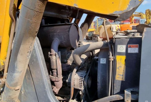 Tractopelle JCB Ausa RC-8 Occasion – Image 14