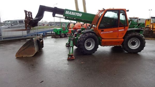Chariot Télescopique MANITOU MT 1440 SL TURBO – Image 10